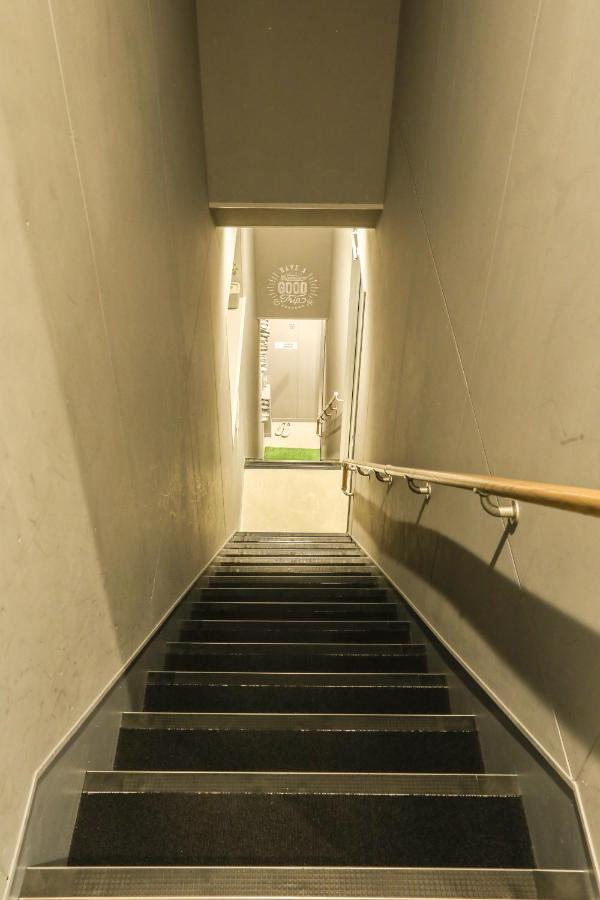 Hostel Stand By Me Fukuoka  Exterior foto